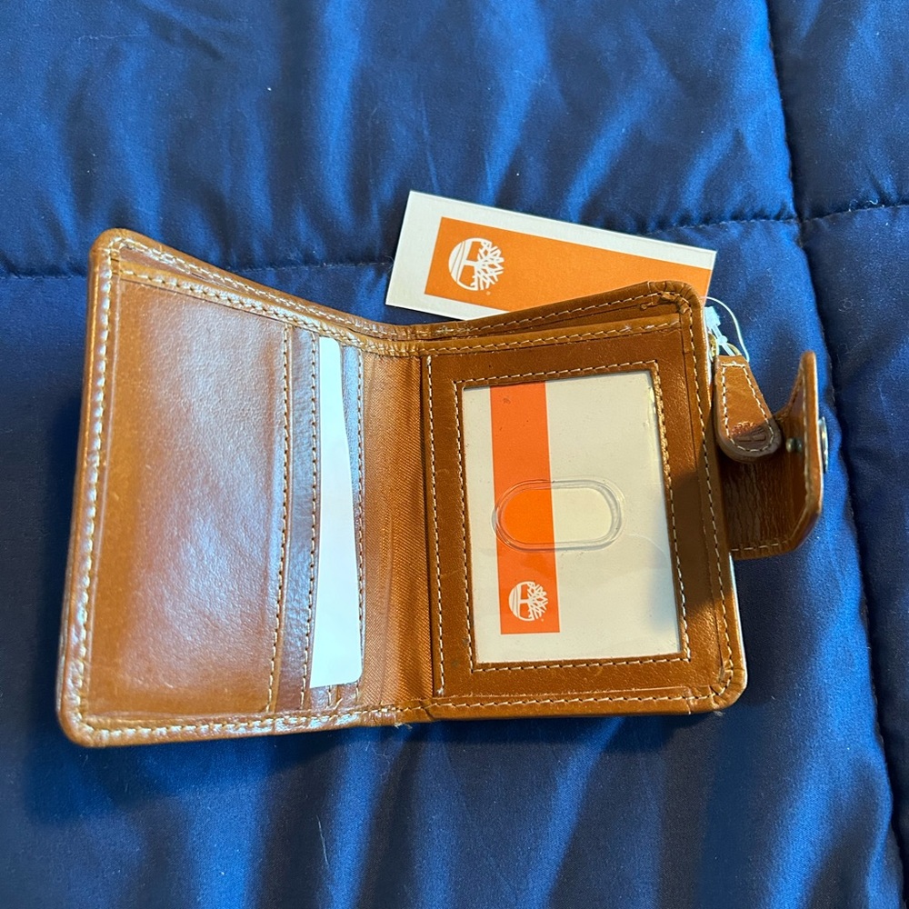 TIMBERLAND • Women’s Wallet • Small • Brown/Congac - Picture 3 of 9